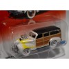 Johnny Lightning White Lightning! 1941 Chevrolet Woody Station Wagon
