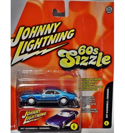 Johnny Lightning White Lightning Sixties Sizzle 1967 Oldsmobile Toronado