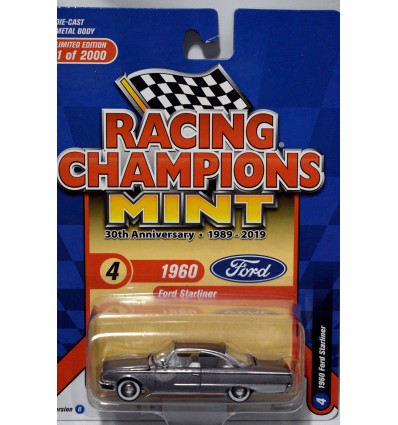 Racing Champions Mint Series - Limited Edition 30th Anniversary - 1960 Ford Starliner