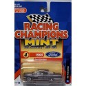 Racing Champions Mint Series - Limited Edition 30th Anniversary - 1960 Ford Starliner