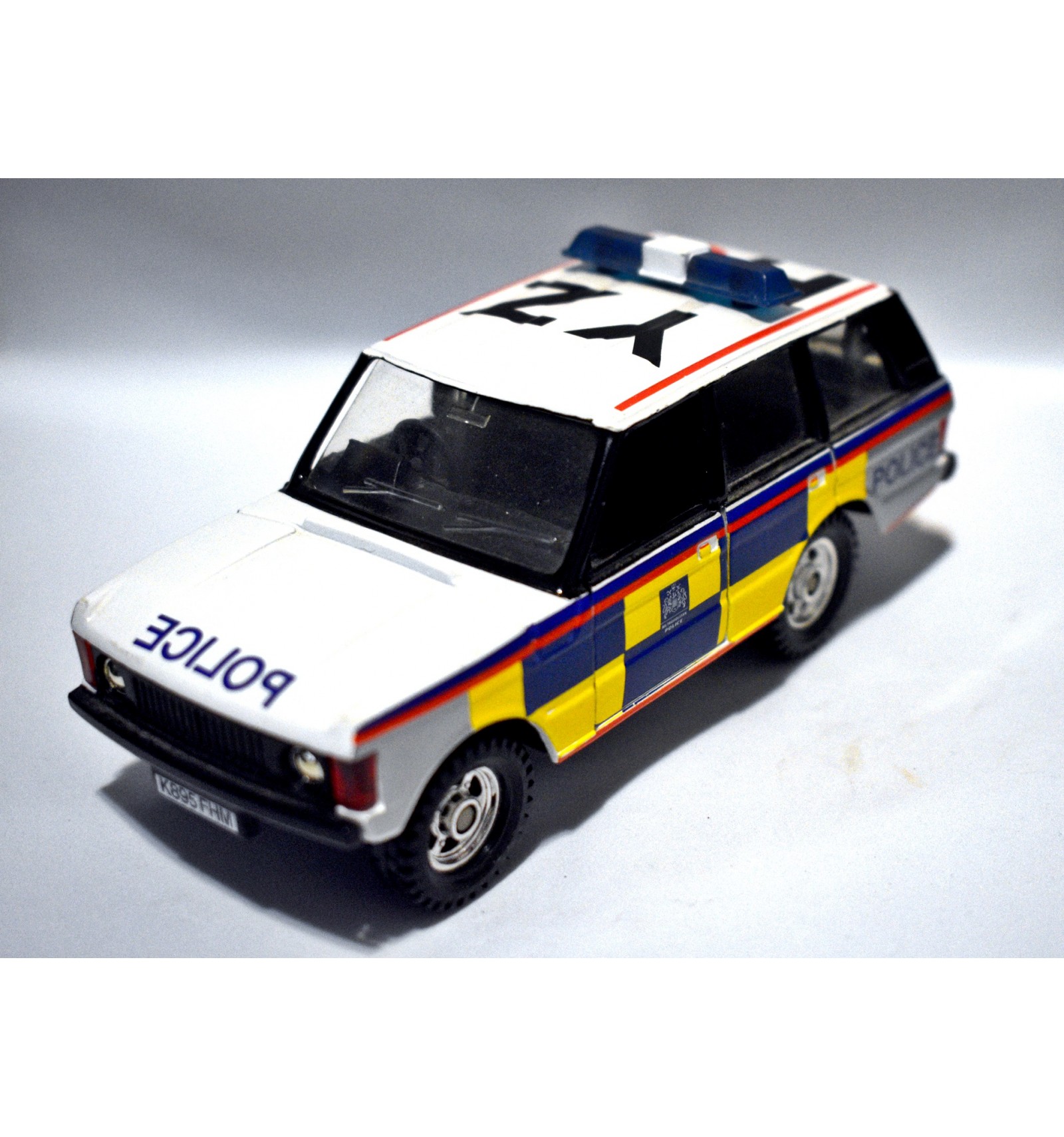 Corgi 57601 diecast Range Rover Metropolitan Police Car With Working Features 