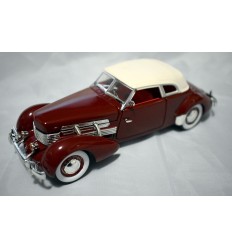 Signature Models - 1933 Pierce-Arrow Silver Arrow - Global