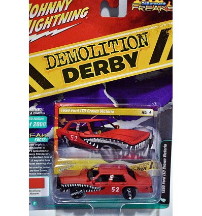 Johnny Lightning Street Freaks - Demolition Derby - 1990 Ford LTD Crown Victoria