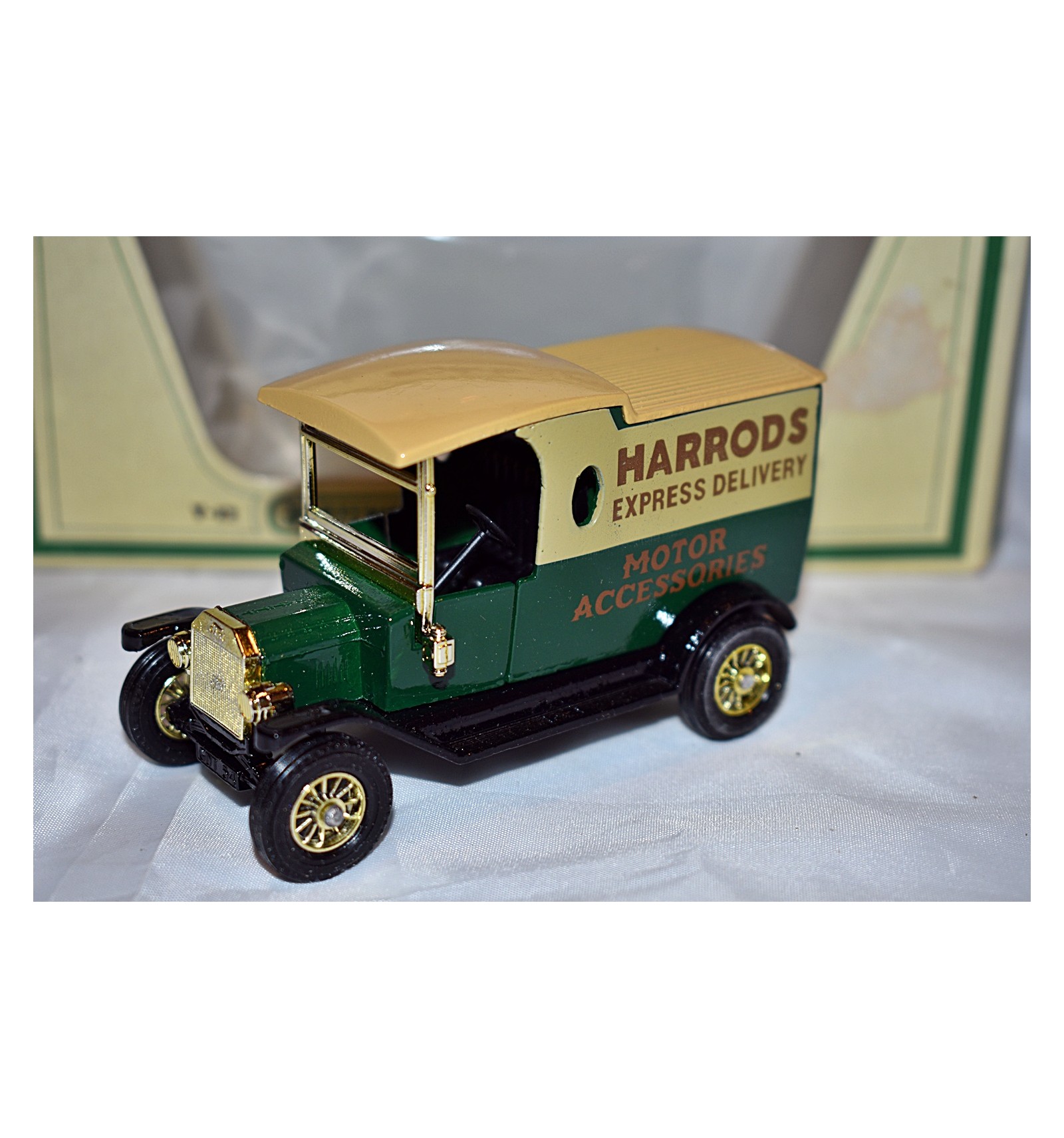 Matchbox Models of Yesteryear 1912 Ford Model T Harrods Express