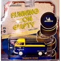 Greenlight - LE 1:43 Scale - Running on Empty - Michelin Volkswagen Type 2 Pickup Truck