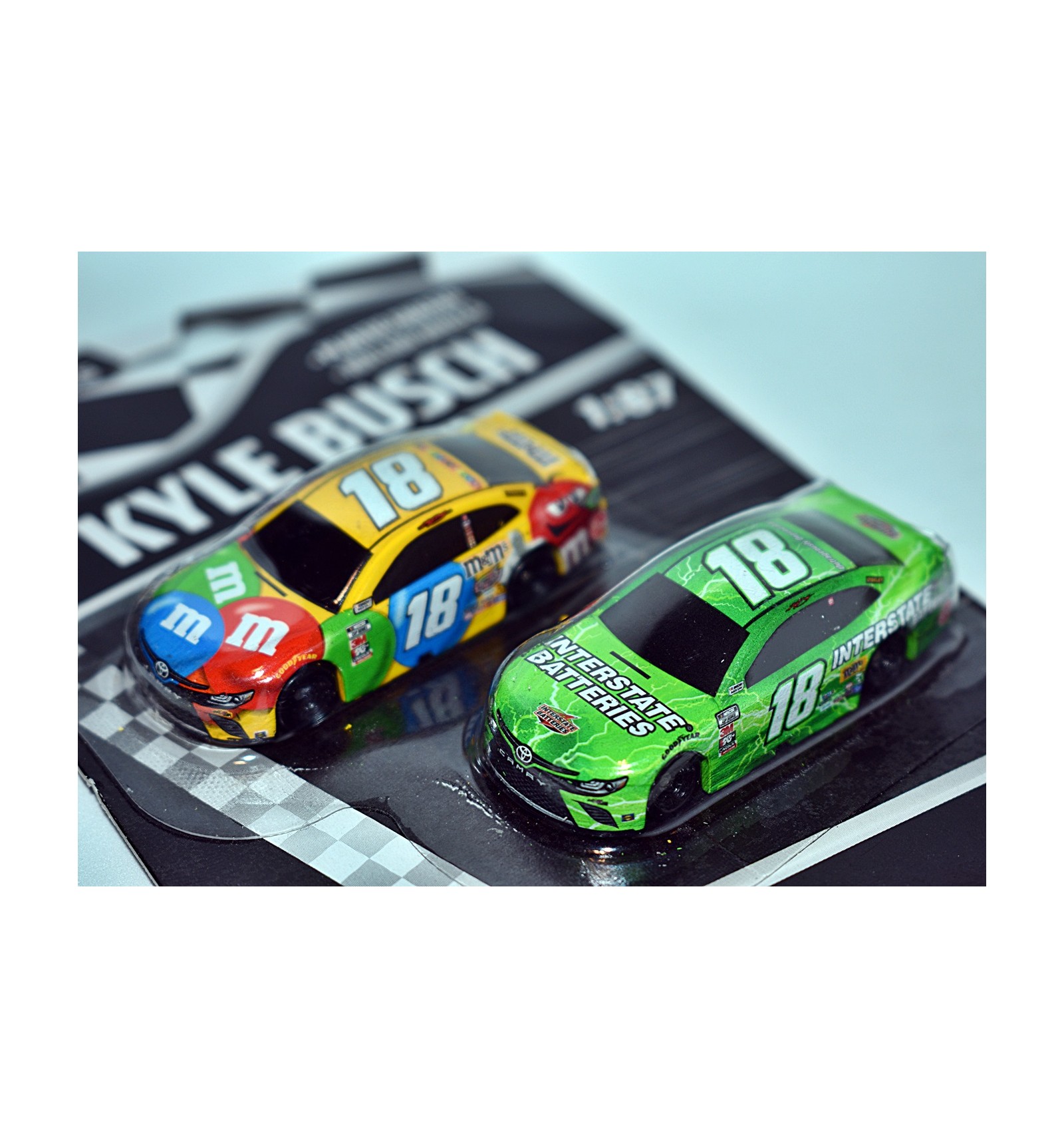Lionel Nascar Authentics Kyle Busch Ho Scale M M S And Interstate Toyota Camry Stock Car Set Global Diecast Direct