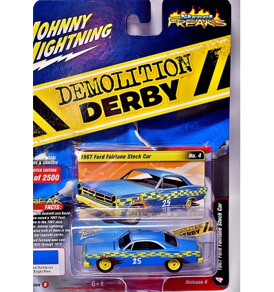 Johnny Lightning Street Freaks - Demolition Derby - 1967 Ford Fairlane Stock Car