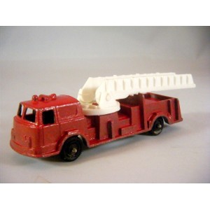 Tootsietoy Little Toughs Series - American La France Fire Engine