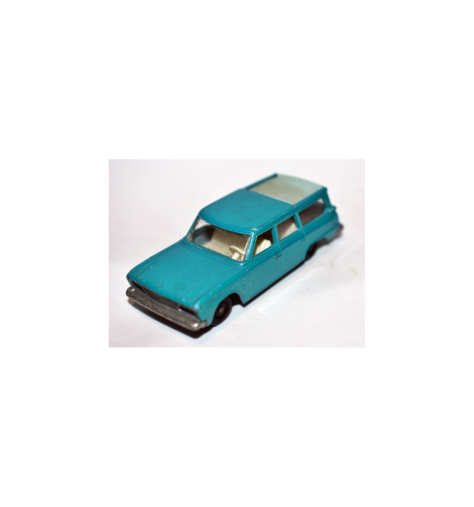 Matchbox Regular Wheels (42B-2) Studebaker Lark Station Wagon