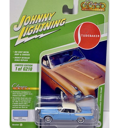 Johnny Lightning Classic Gold - 1957 Studebaker Golden Hawk
