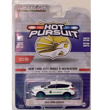 Greenlight - Rare Green Machine Chase Truck - Hot Pursuit - NYC Parks and Recreation Ford Escape Park Police Truck