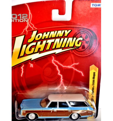 Johnny Lightning Forever 64 -1970's Chevrolet Caprice Estate Station Wagon