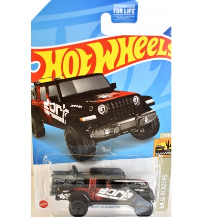 Hot Wheels - Jeep Gladiator Rubicon with Motorcycles