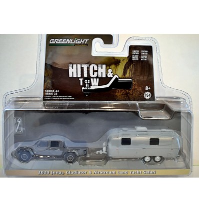 Greenlight Hitch & Tow - Jeep Gladiator and Airstream Land Yacht Safari