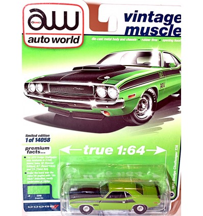 Auto World - 1970 Dodge Challenger R/T