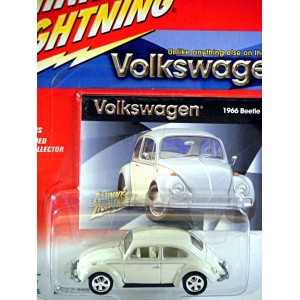 Johnny Lightning 1966 Volkswagen Beetle