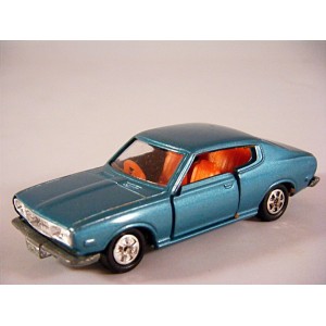 Tomica - Nissan Bluebird Coupe