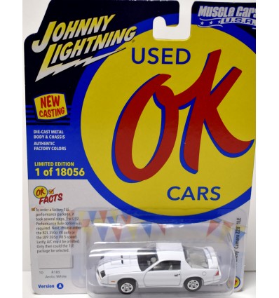 Johnny Lightning Muscle Cars USA - 1991 Chevrolet Camaro Z28 1LE