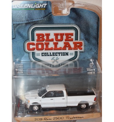 Greenlight - Blue Collar - 2019 RAM 2500 Tradesman Crew Cab Pickup Truck with Snow Plow