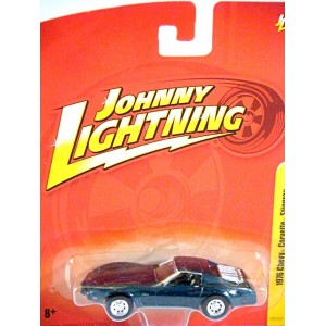 Johnny Lightning Forever 64 - 1976 Chevrolet Corvette C3 Coupe with Luggage Rack