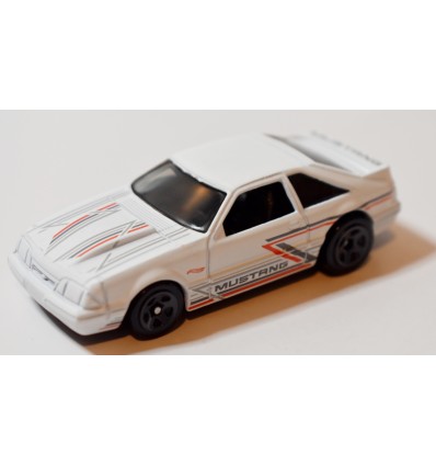 Hot Wheels - 1992 Fox Bodied Ford Mustang Coupe