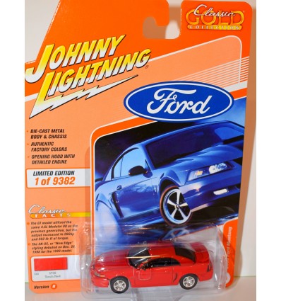 Johnny Lightning - 2005 Ford Mustang GT