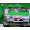 M2 Machines Detroit Muscle Turtle Wax 1960 VW Delivery Van