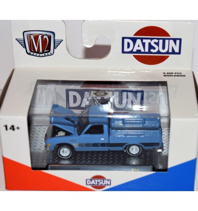 M2 Machines Auto-Thentics - 1977 Datsun Pickup Truck