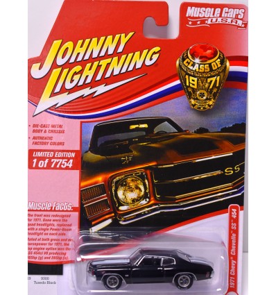 Johnny Lightning Muscle Cars USA - 1971 Chevrolet Chevelle SS 454