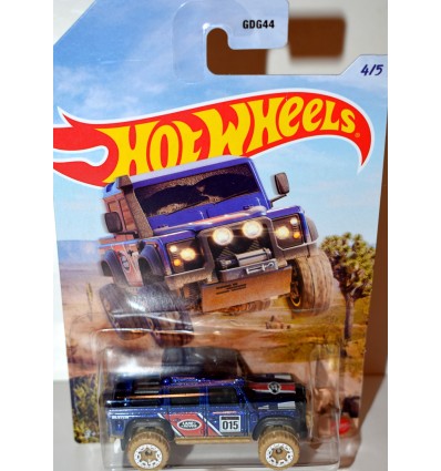 Hot Wheels Off-Road Trucks - 2015 Land Rover Defender Double Cab