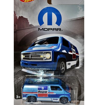 Hot Wheels MOPAR Series - 1977 Dodge Custom Van