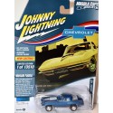 Johnny Lightning Muscle Cars USA - 1967 Chevrolet Corvette 427 Coupe