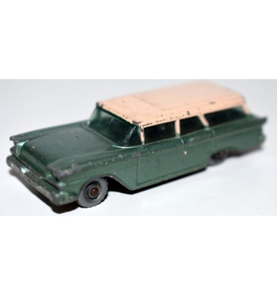 Matchbox Regular Wheels (31-B-8) Ford Fairlane Station Wagon