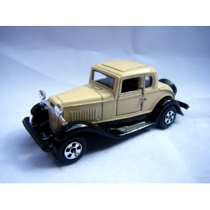 Ertl - 1932 Ford Model A Coupe
