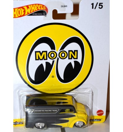 Hot Wheels - Dairy Delivery - Mooneyes Racing Team Divco Truck