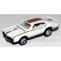 Johnny Lightning Muscle Cars USA - 1969 Hurst Oldsmobile 442