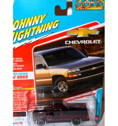 Johnny Lightning Classic Gold - 2002 Chevrolet Silverado Pickup Truck