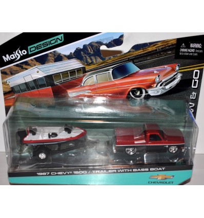 Maisto - Tow & Go - 1987 Chevrolet 1500 Pickup Truck & Bass Boat