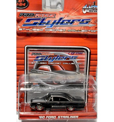 Maisto 1960 Ford Starliner - Ltd Ed Chase Car