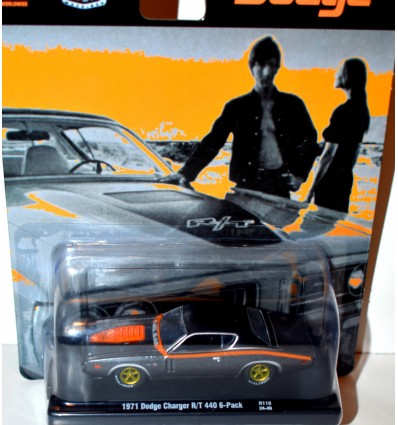 M2 Machines Drivers - 1971 Dodge Charger R/T 440 6-Pack