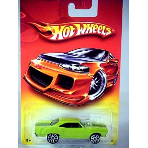 Hot Wheels Exclusive Assortment 1970 Plymouth Road Runner