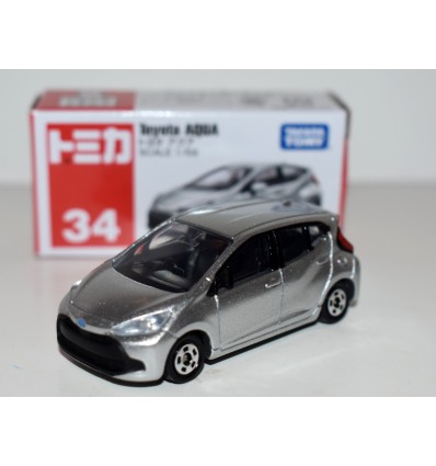 TOMY - Toyota Aqua