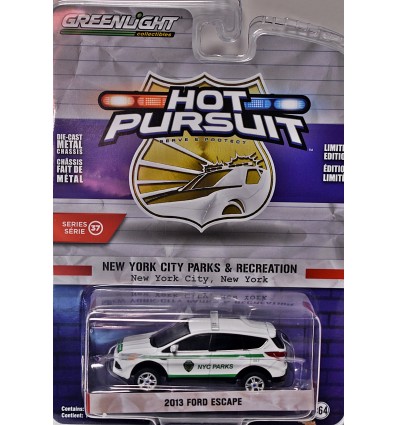 Greenlight Hot Pursuit - NYC Parks and Recreation Ford Escape Park Police Truck