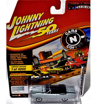 Johnny Lightning Muscle Cars USA - 1967 Plymouth GTX Convertible