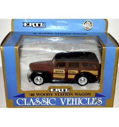 Ertl Vintage Vehicles - 1940 Woody Station Wagon