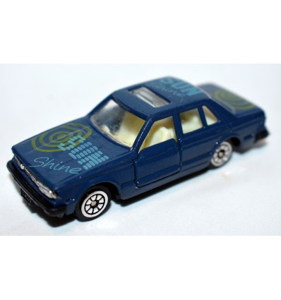 Yatming - Nissan Bluebird Sedan