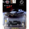 M2 Diorama Sets - 1987 Buick Regal T Type Diorama Set