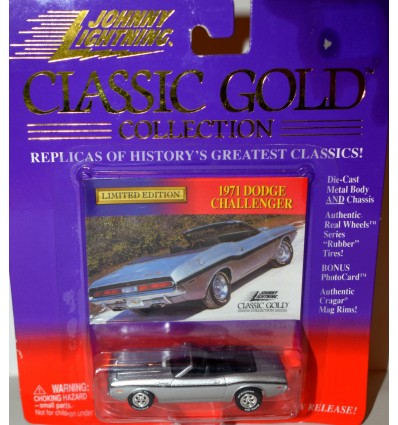 Johnny Lightning 1971 Dodge Challenger Convertible