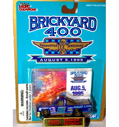 Racing Champions - 1995 Brickyard 400 Chevy Silverado Race Truck