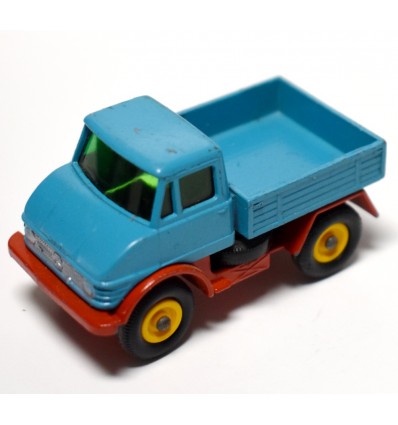 Matchbox Regular Wheels - Mercedes-Benz Unimog
